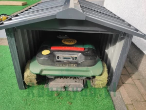 Garaż dla robota koszącego - Robohome, Domek, Zadaszenie