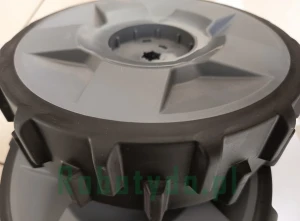 Robomow RS koła napędowe  2szt  bez kołpaka i zawleczki szerokość 58mm.